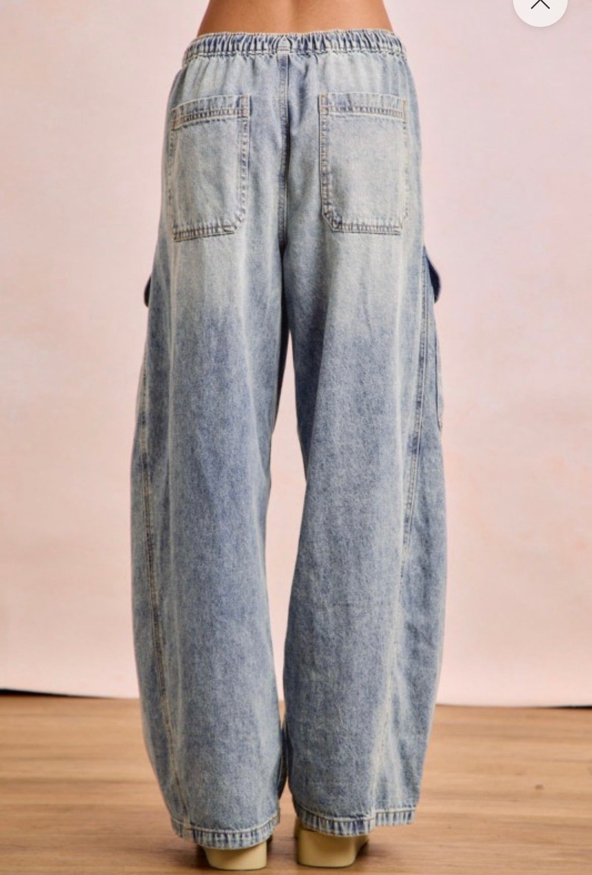 Baggy relaxed fit barrel jeans