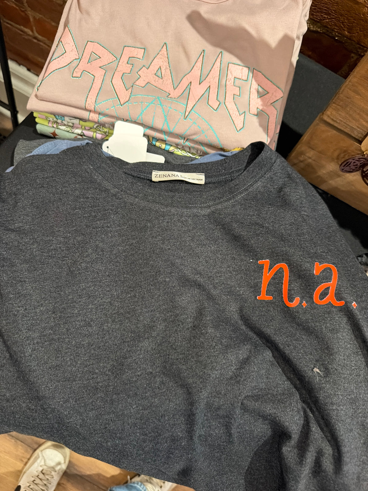 NA Bow Back Cropped Tee