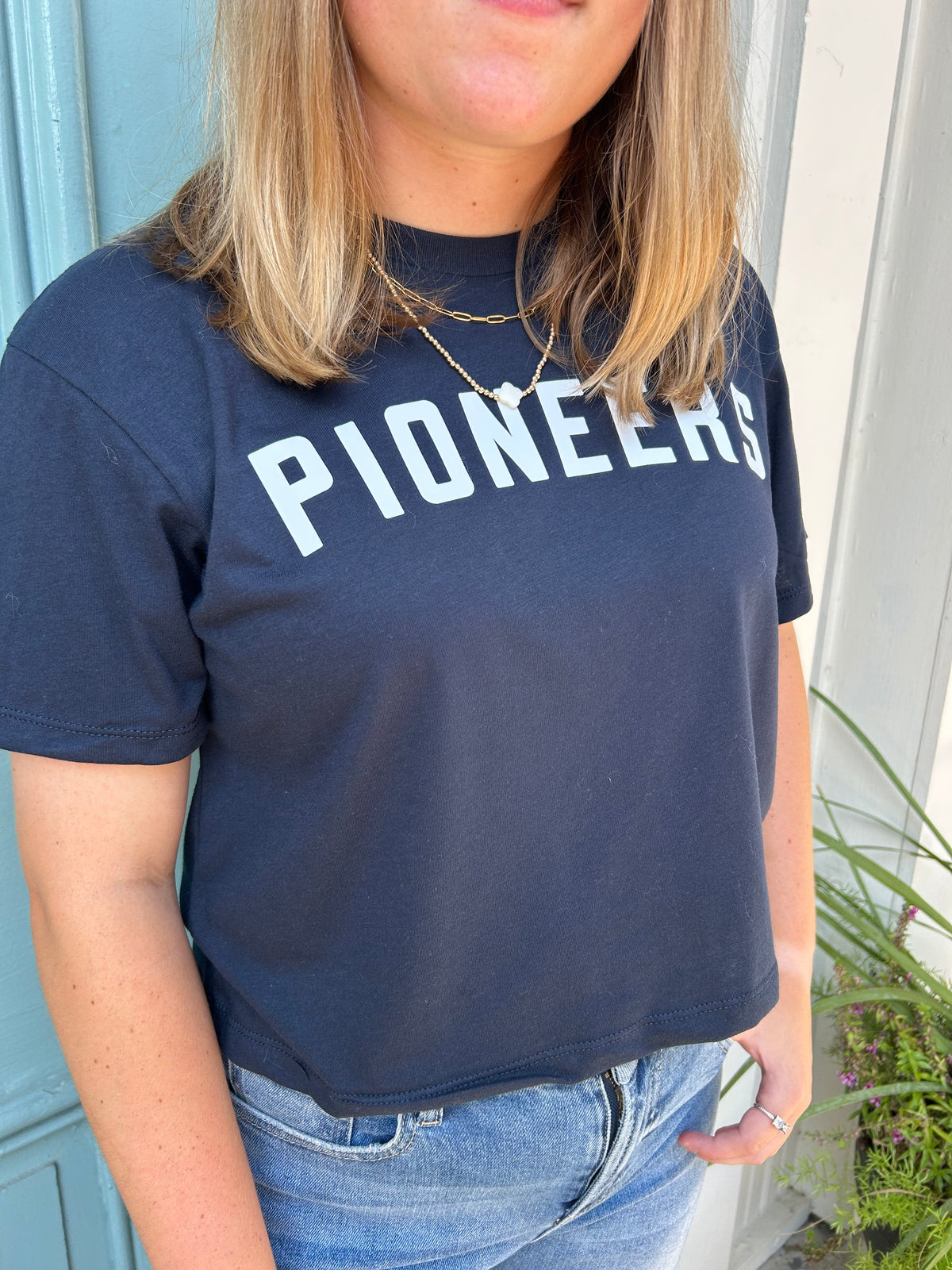Pioneer Varsity cropped tee