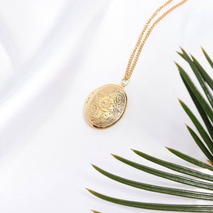 18K Gold PVD Stainless Steel Textured Oval Locket Pendant