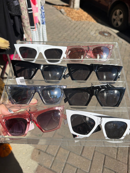Cat eye sunglasses