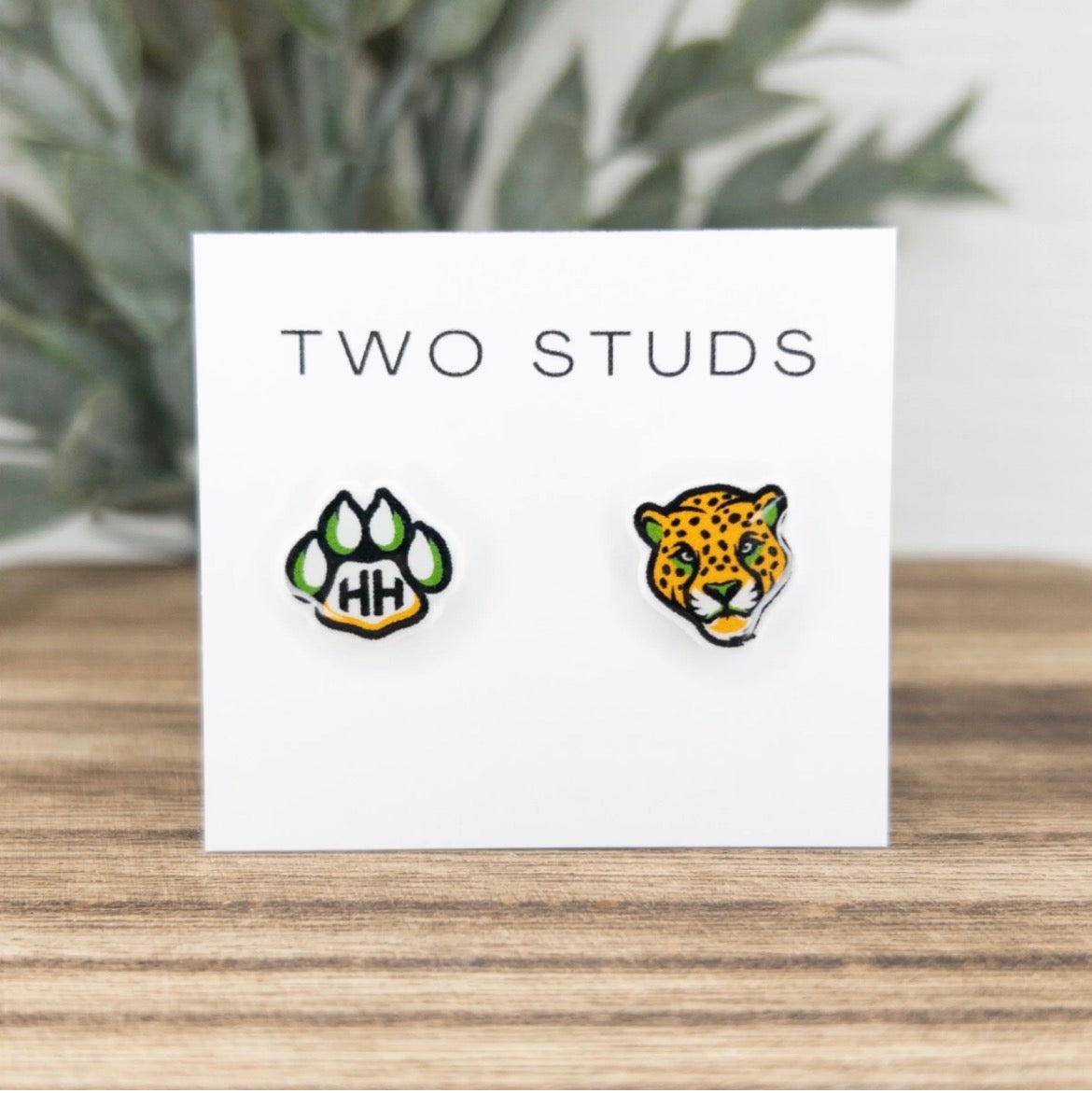 FC/HH school stud earrings
