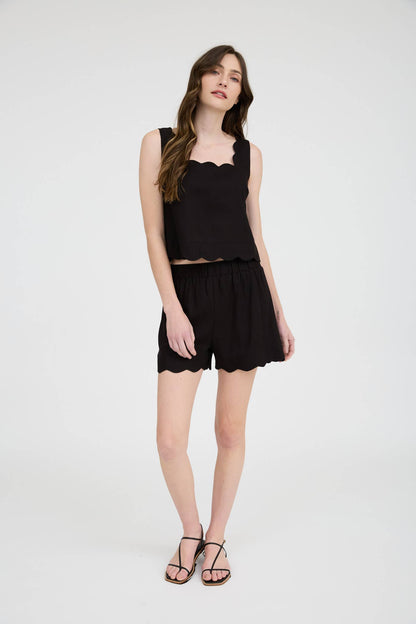SQUARE SCALLOP TRIM SLEEVELESS WOVEN TOP