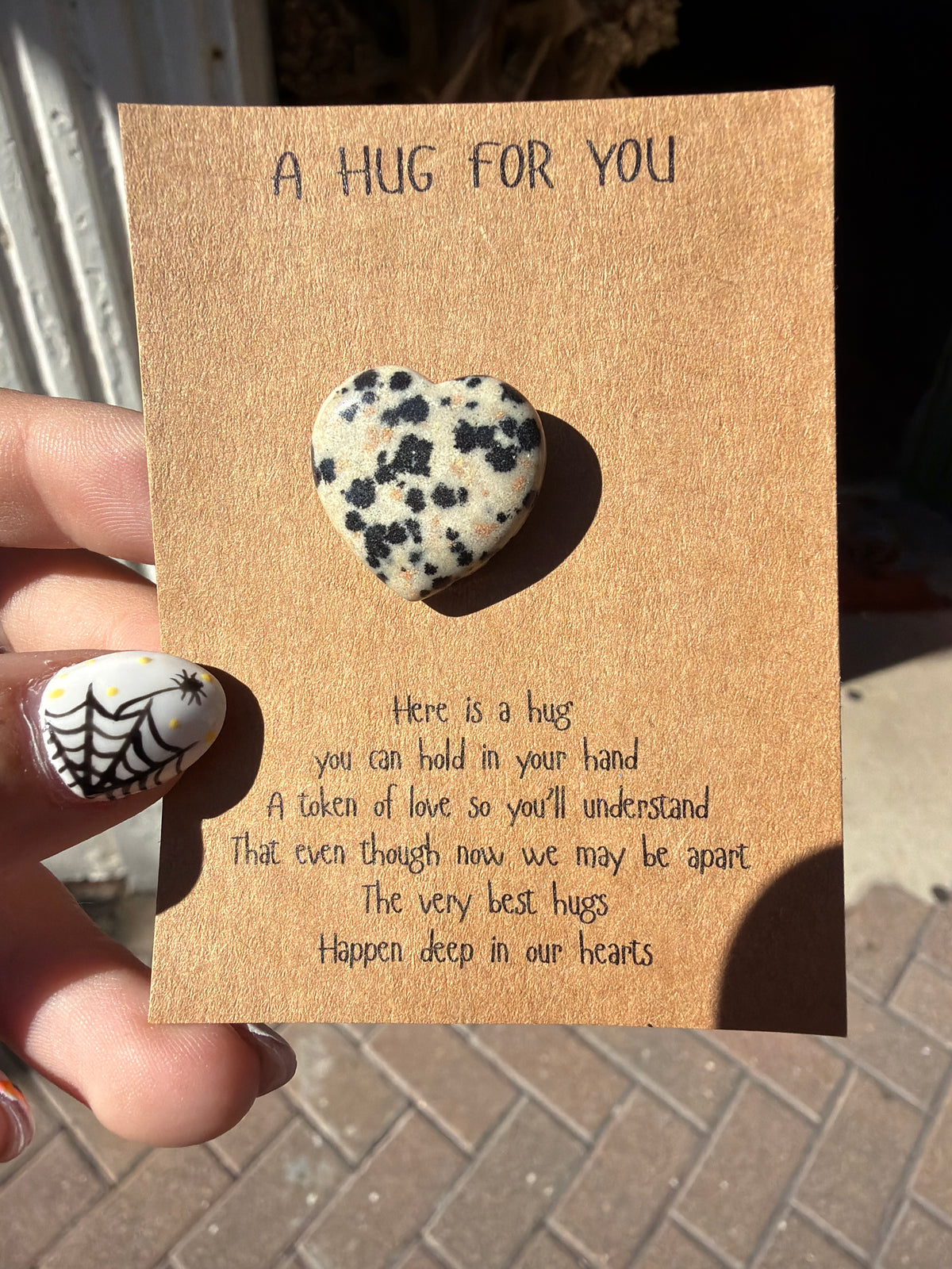 Pocket hug heart stones