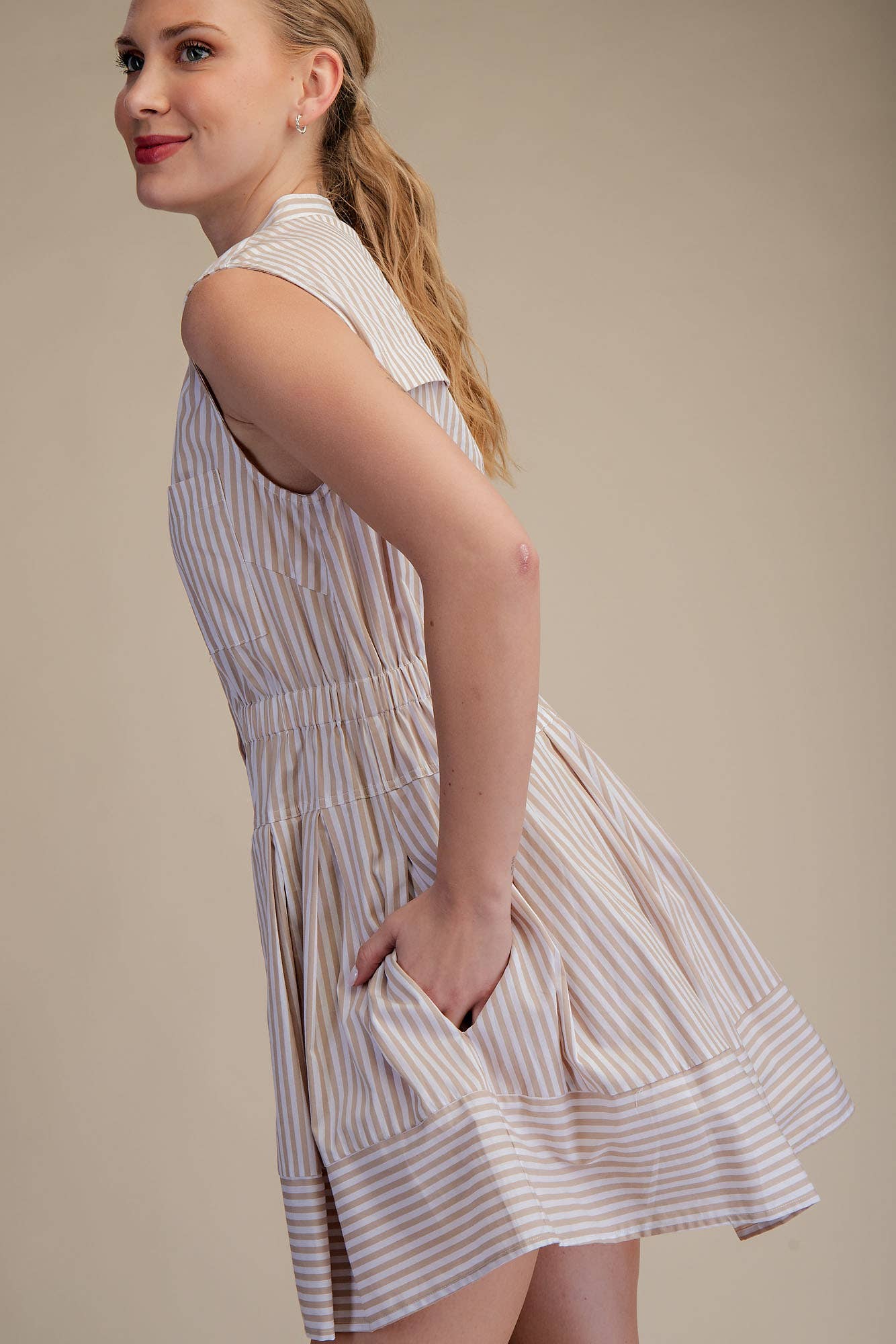Sleeveless V-neck Fit & Flare Shirtdress