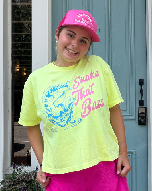 Shake that bass tee