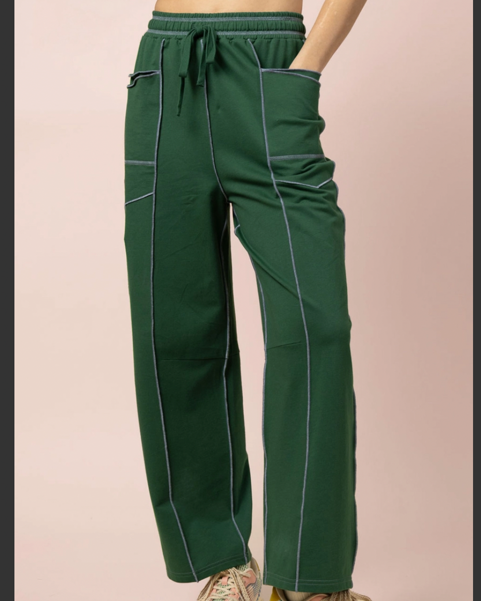 Contrast stitch sweatpants with pockets