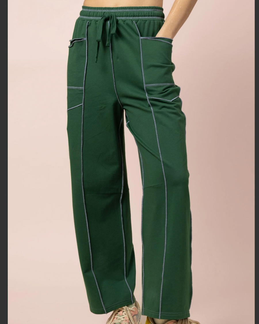Contrast stitch sweatpants with pockets