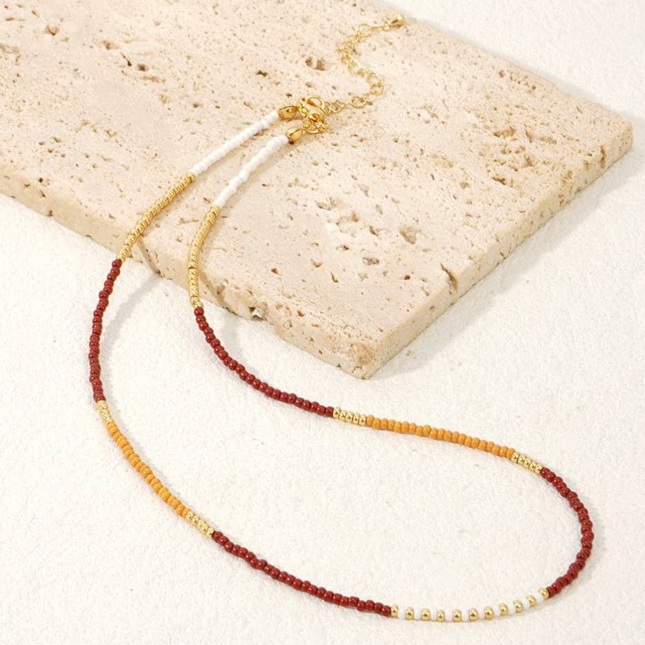 CLASSIC ARTISTIC BEADED NECKLACE