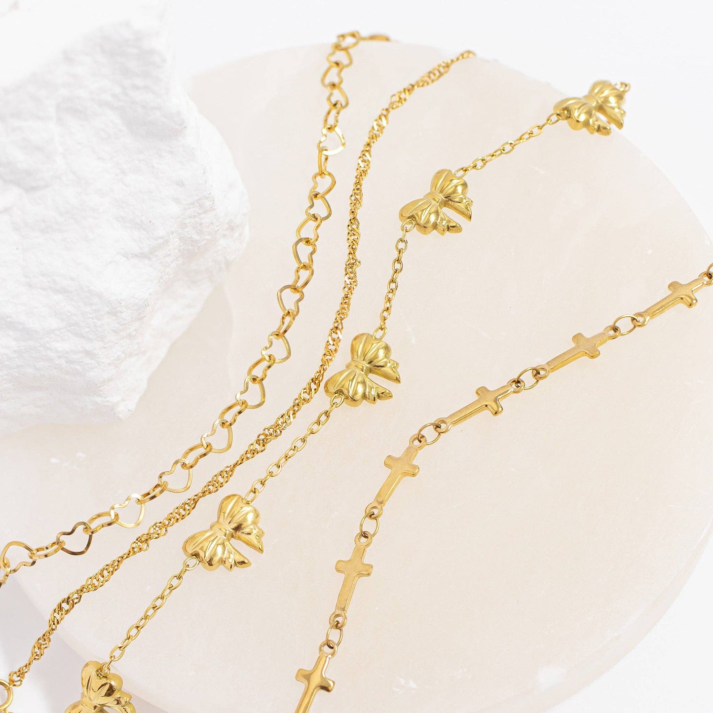 18K Gold PVD Stainless Steel Linked Heart Chain Bracelet