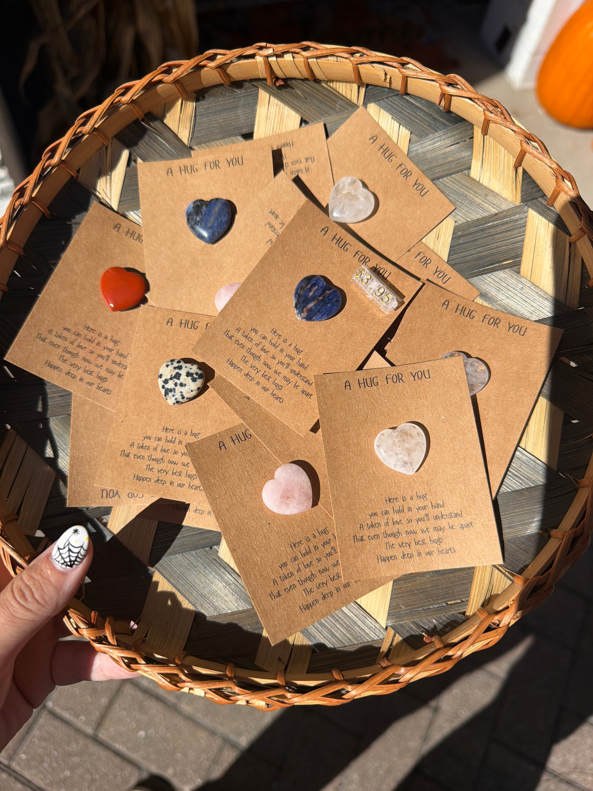 Pocket hug heart stones