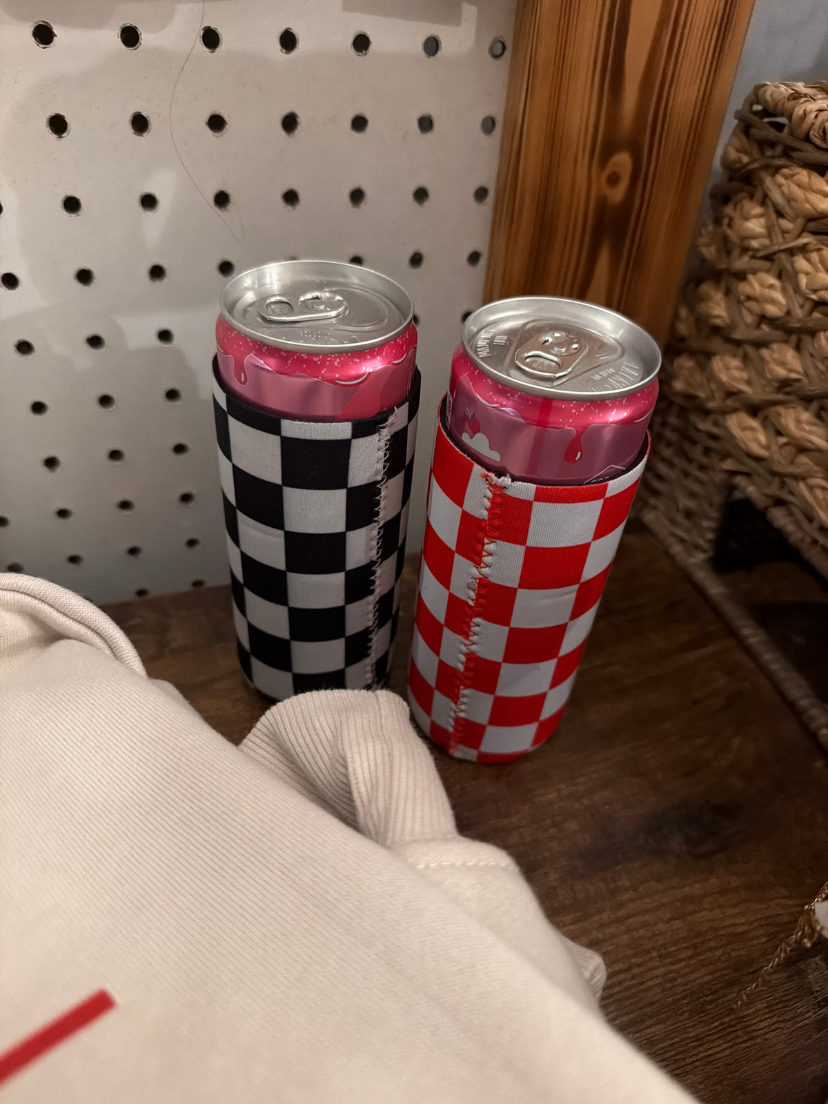Checkered Koozies