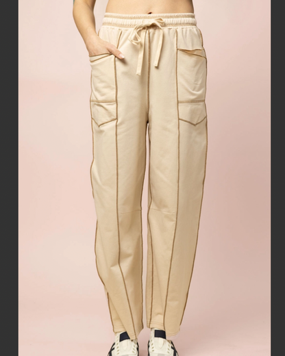 Contrast stitch sweatpants with pockets