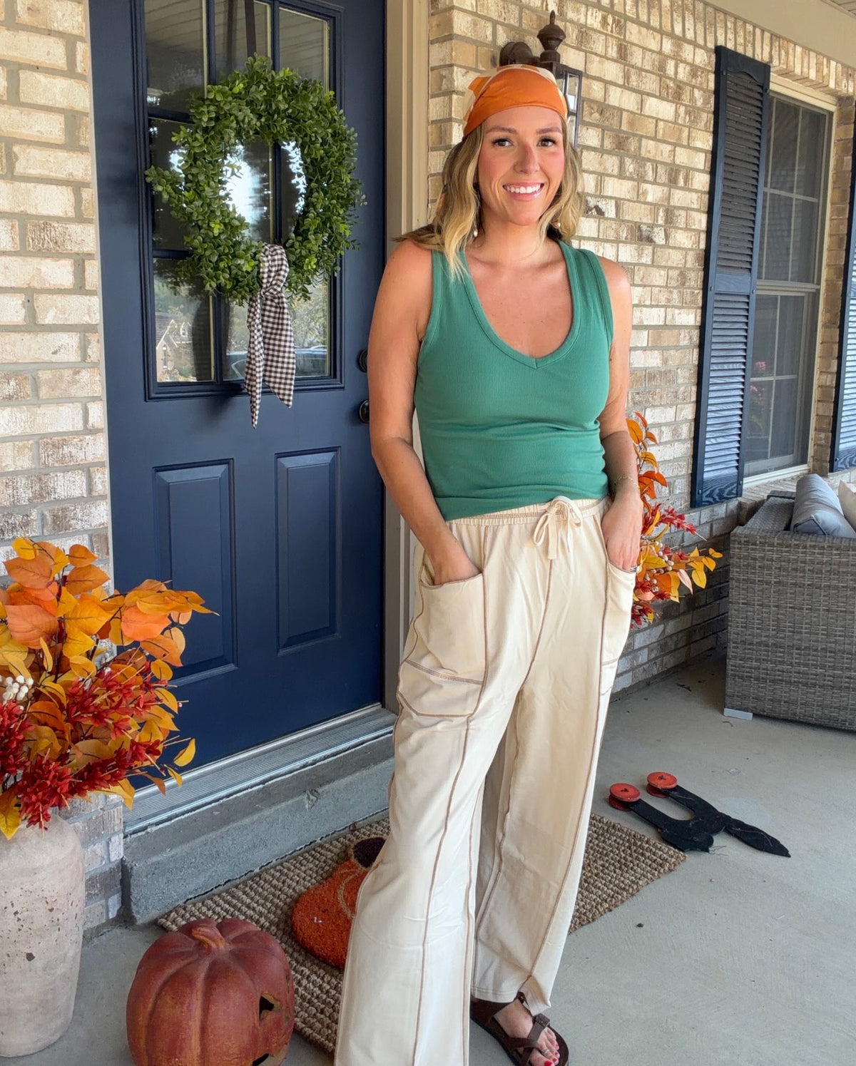 Contrast stitch sweatpants with pockets
