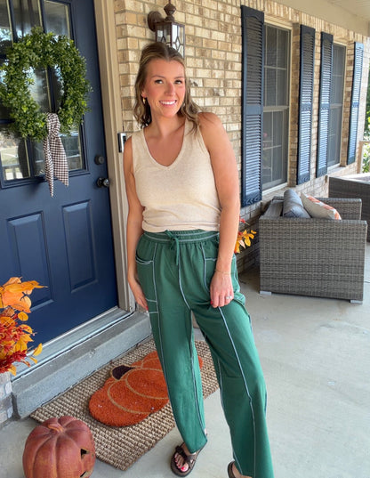 Contrast stitch sweatpants with pockets
