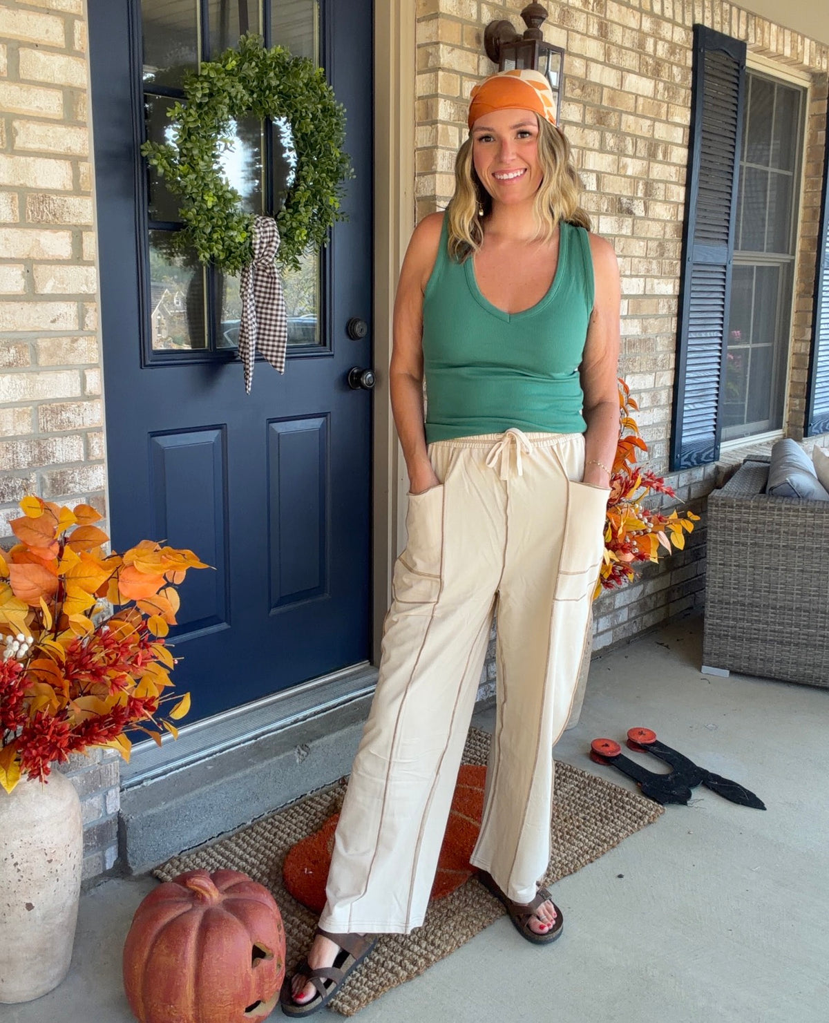 Contrast stitch sweatpants with pockets