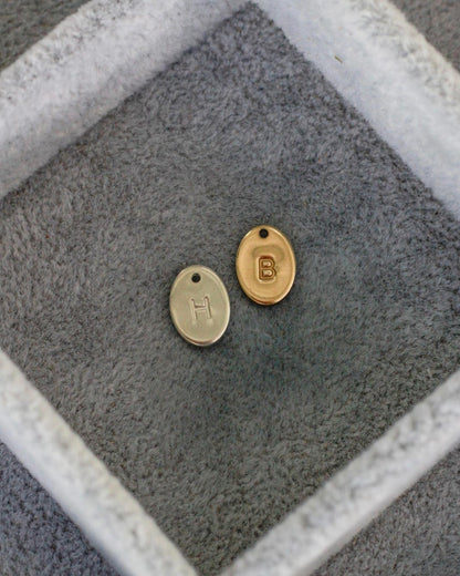 Custom connectors and charms