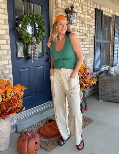 Contrast stitch sweatpants with pockets
