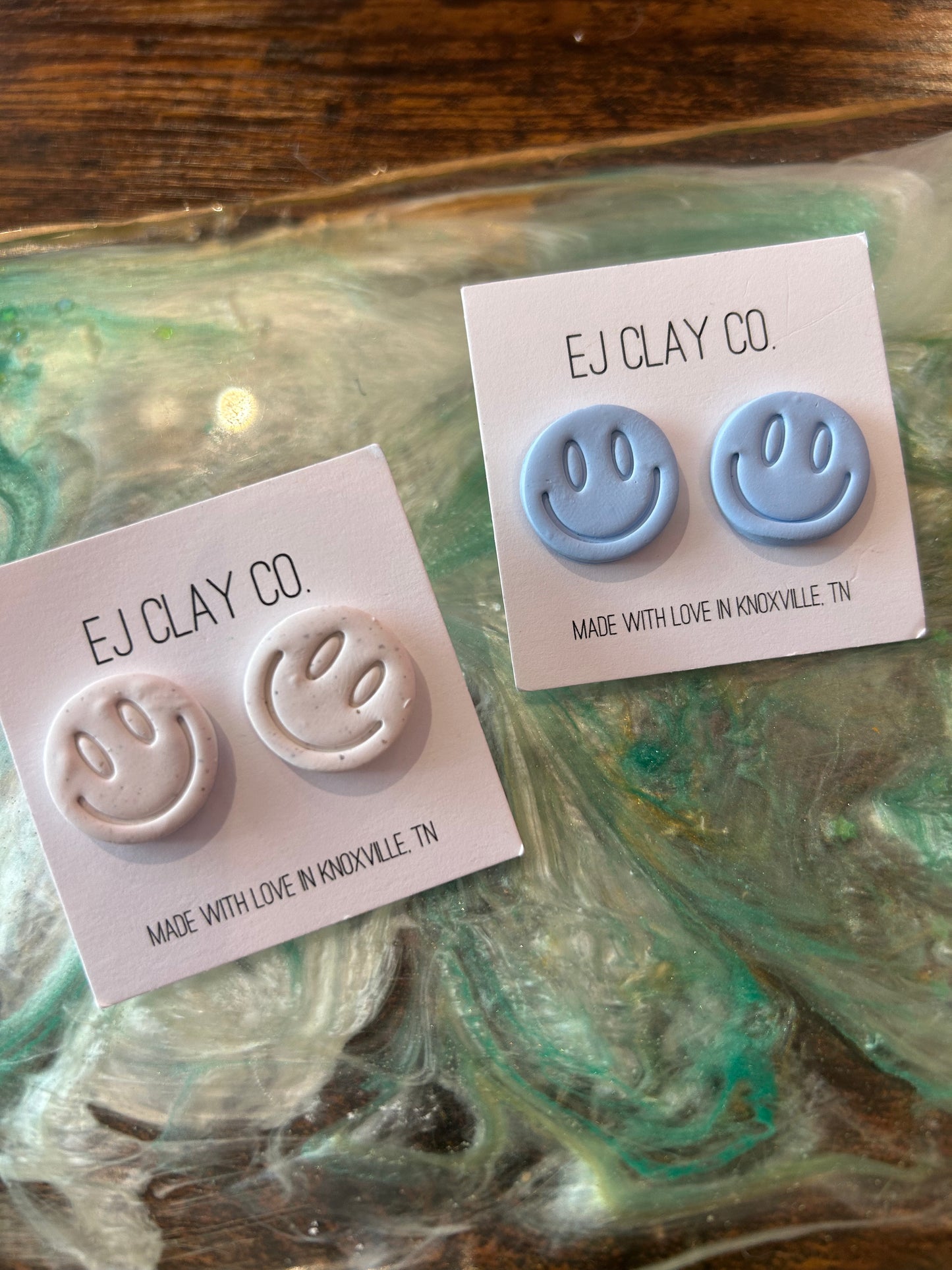 Smiley studs 1.11