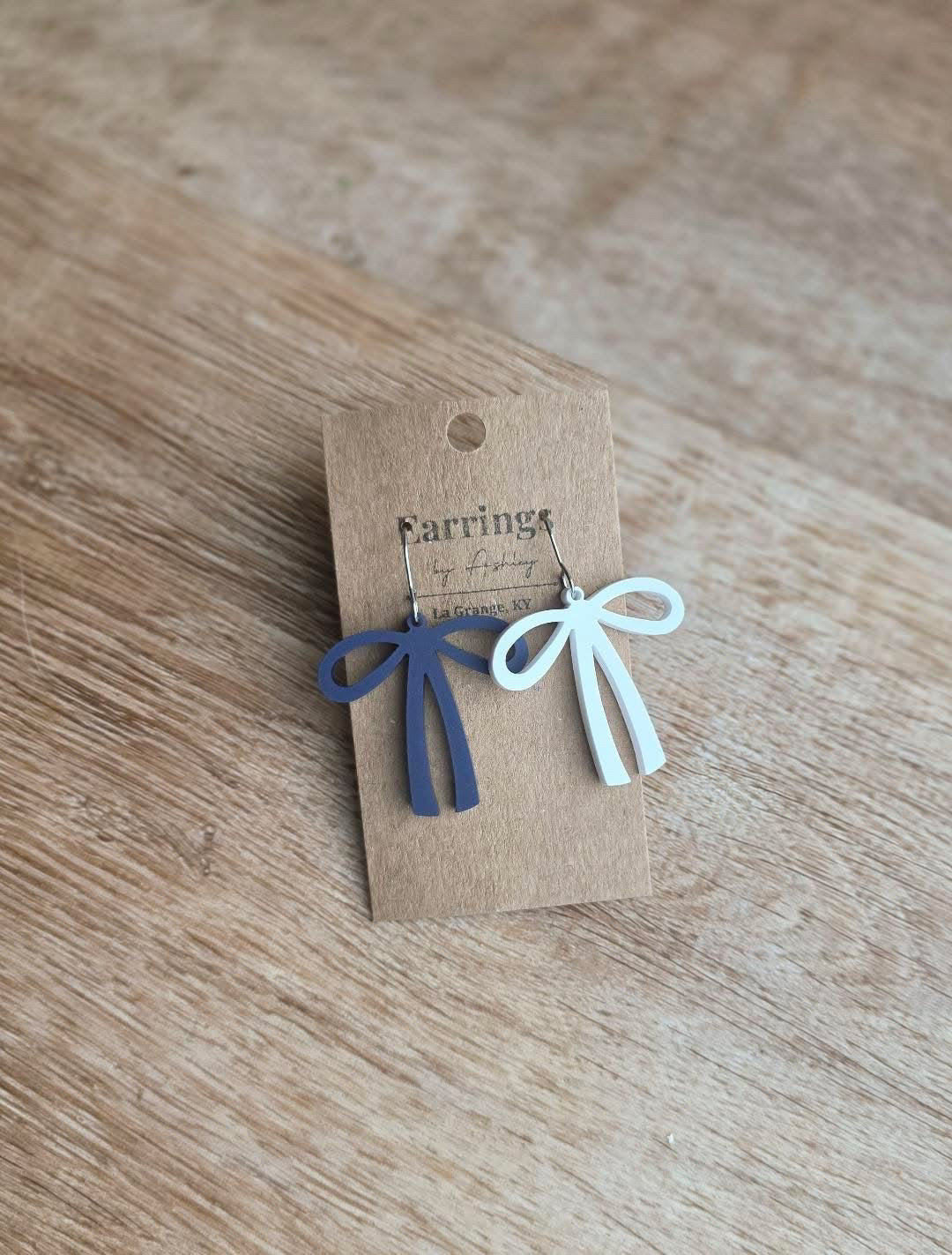 Game day Skinny bow earrings