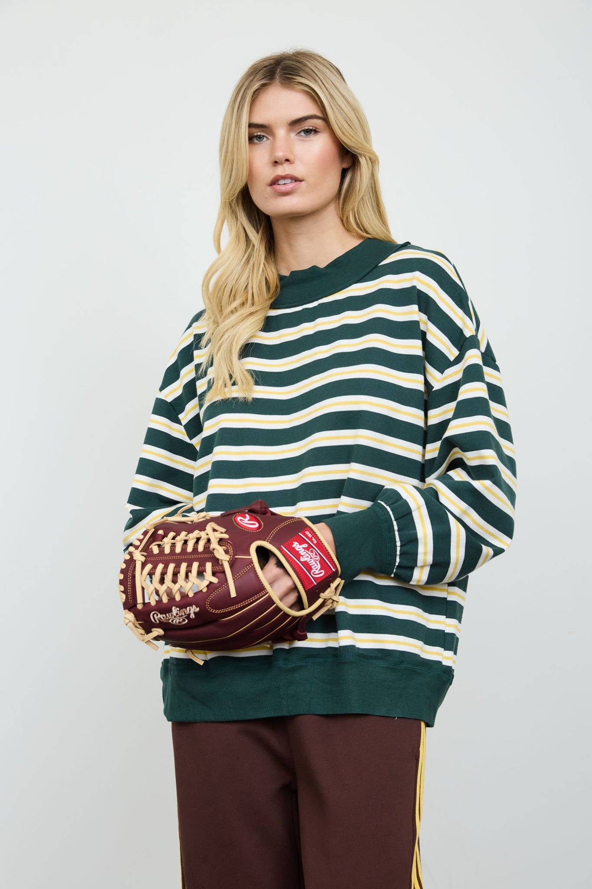 CONTRAST WIDE NECK LONG SLEEVE STRIPE KNIT TOP