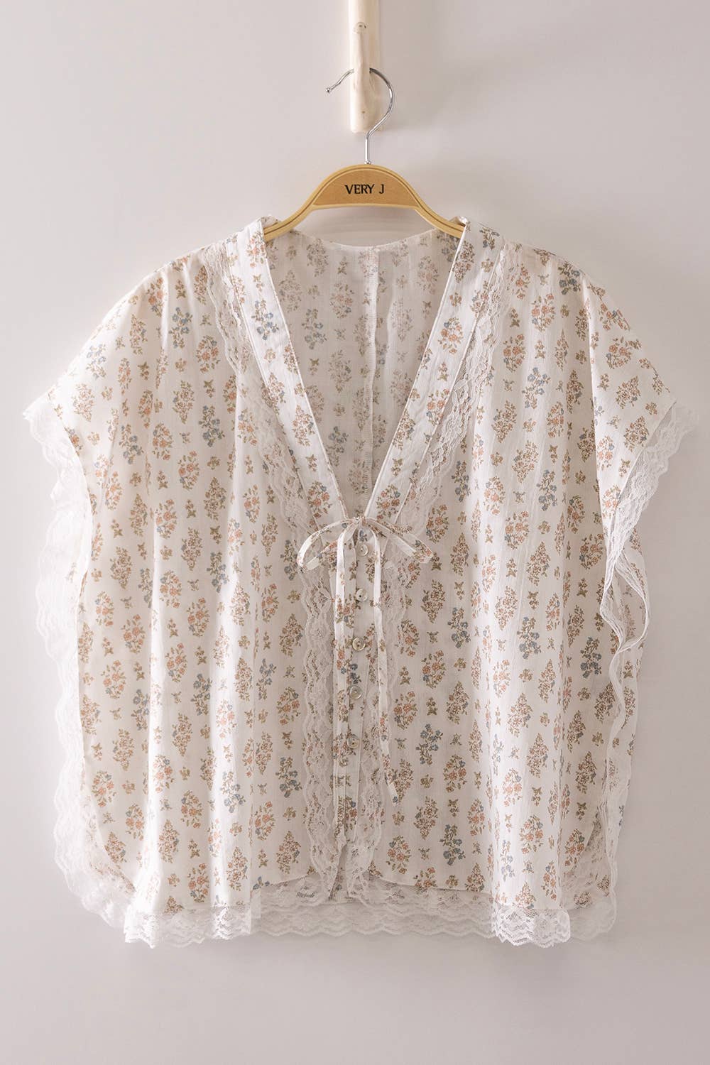 Romantic Floral Lace Tie Blouse